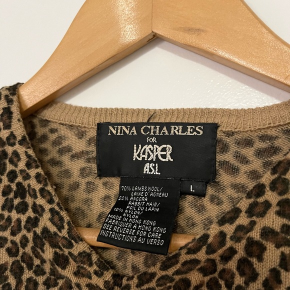 Lambswool / Rabbit leopard print long sleeve sweater & brand Nina Charles Kasper - Picture 3 of 3